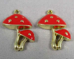 50% OFF!! Red Mushroom Charms Gold Tone Enamel 3pcs (0976)